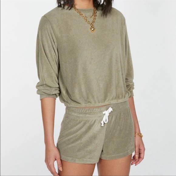 🆕Generation Love Alyssa Terry Sweatshirt Top Color Army Green Brand New NWT - Picture 1 of 4